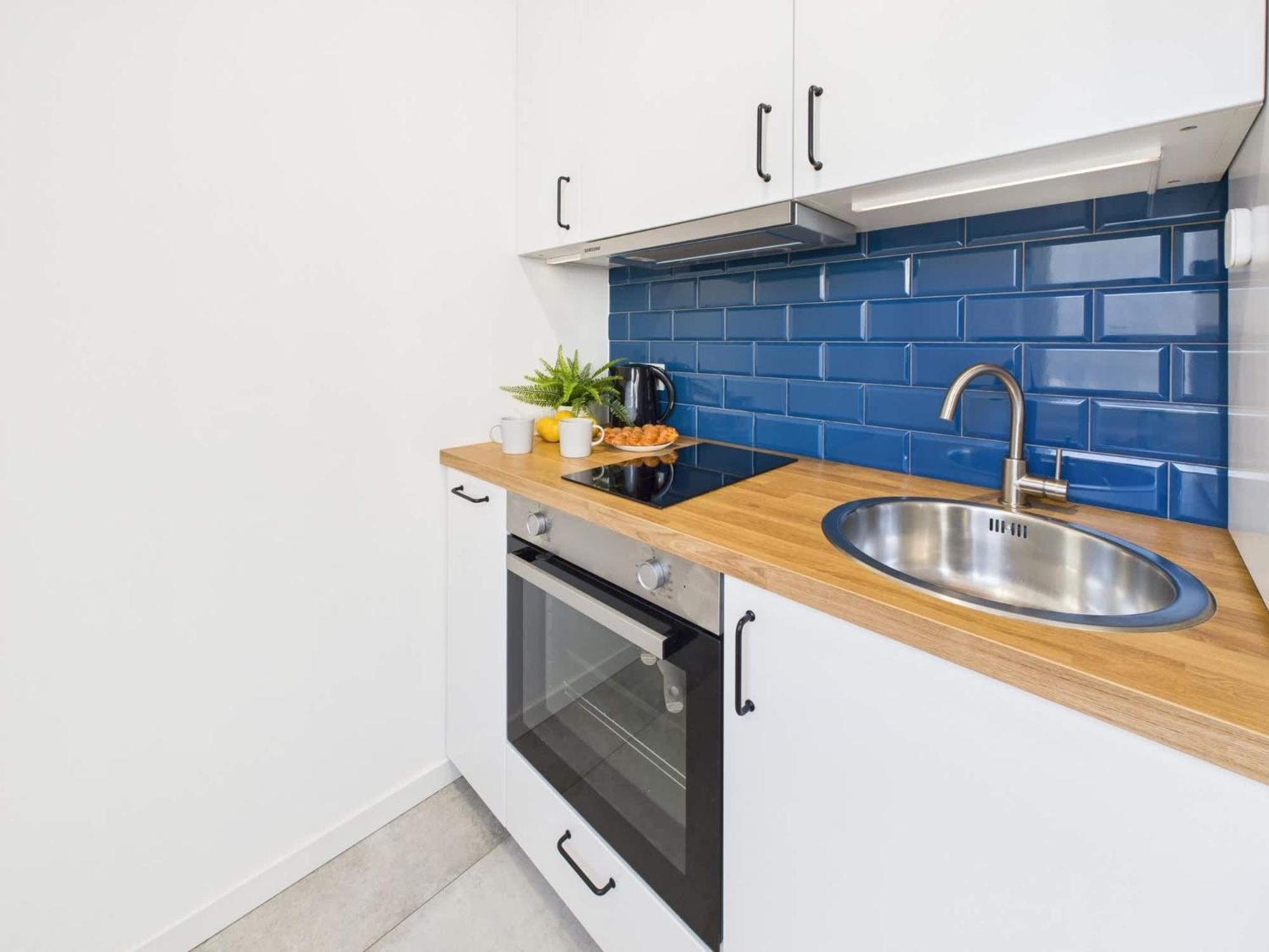 Comfortable Close To Metro Station By Renters Apartament Warszawa